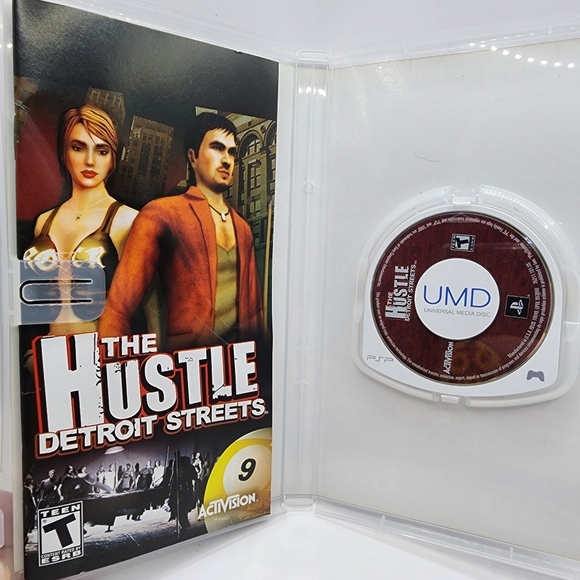 The Hustle Detroit Streets PSP (2005 Sony PlayStation Portable) w Manual - Picture 1 of 3